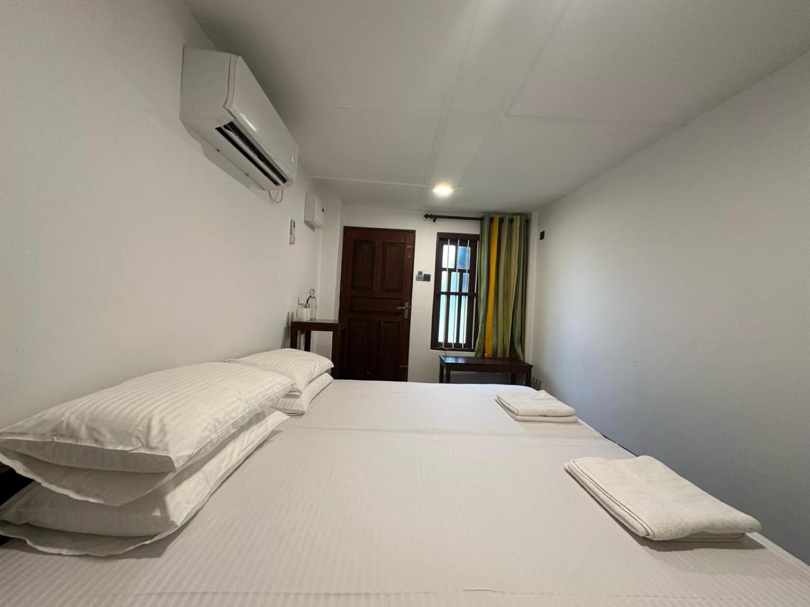 Hotel Hamilton House Negombo Exterior foto